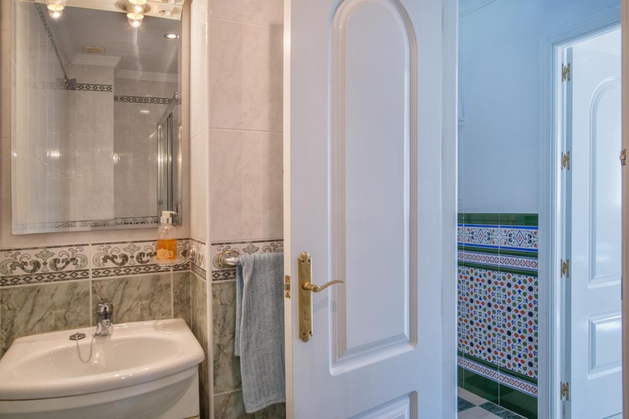 Apartamento De Sue - Parking Incluido! Torremolinos Ngoại thất bức ảnh